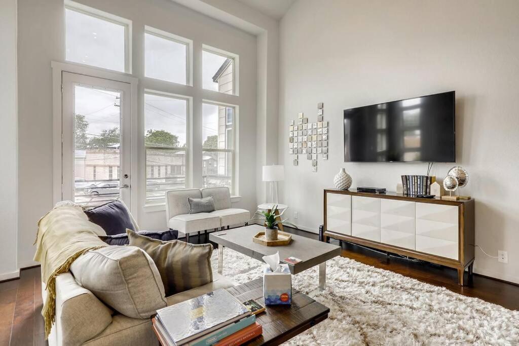 Gorgeous 4 Bed Home On St Mary'S - Minutes To Riverwalk/Pearl San Antonio Dış mekan fotoğraf