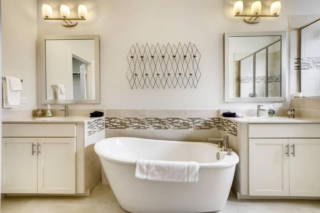 Gorgeous 4 Bed Home On St Mary'S - Minutes To Riverwalk/Pearl San Antonio Dış mekan fotoğraf