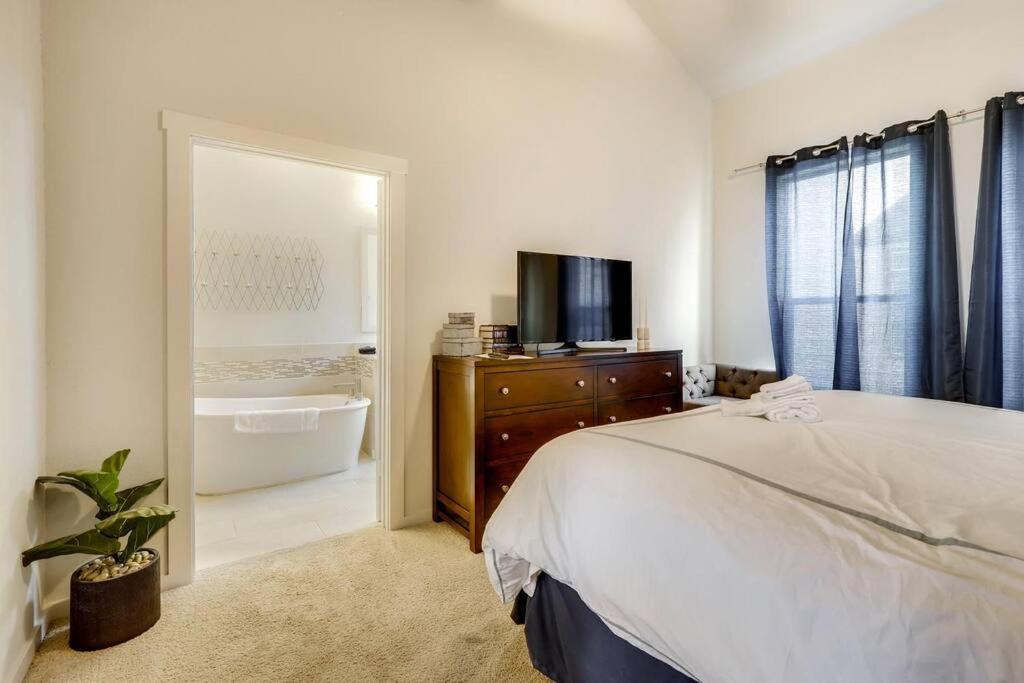 Gorgeous 4 Bed Home On St Mary'S - Minutes To Riverwalk/Pearl San Antonio Dış mekan fotoğraf